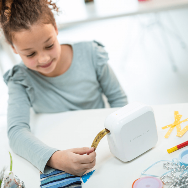 Brother PT-P710BTH stampante per etichette (CD) Trasferimento termico 180 x 360 DPI 20 mm/s Con cavo e senza cavo TZe Bluetooth - EUROBABYLON